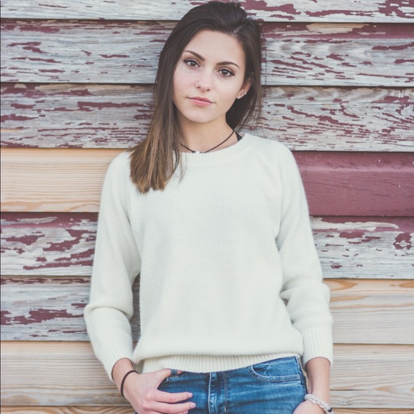 Meet your Posher, Jennifer - Picture 4 of 4